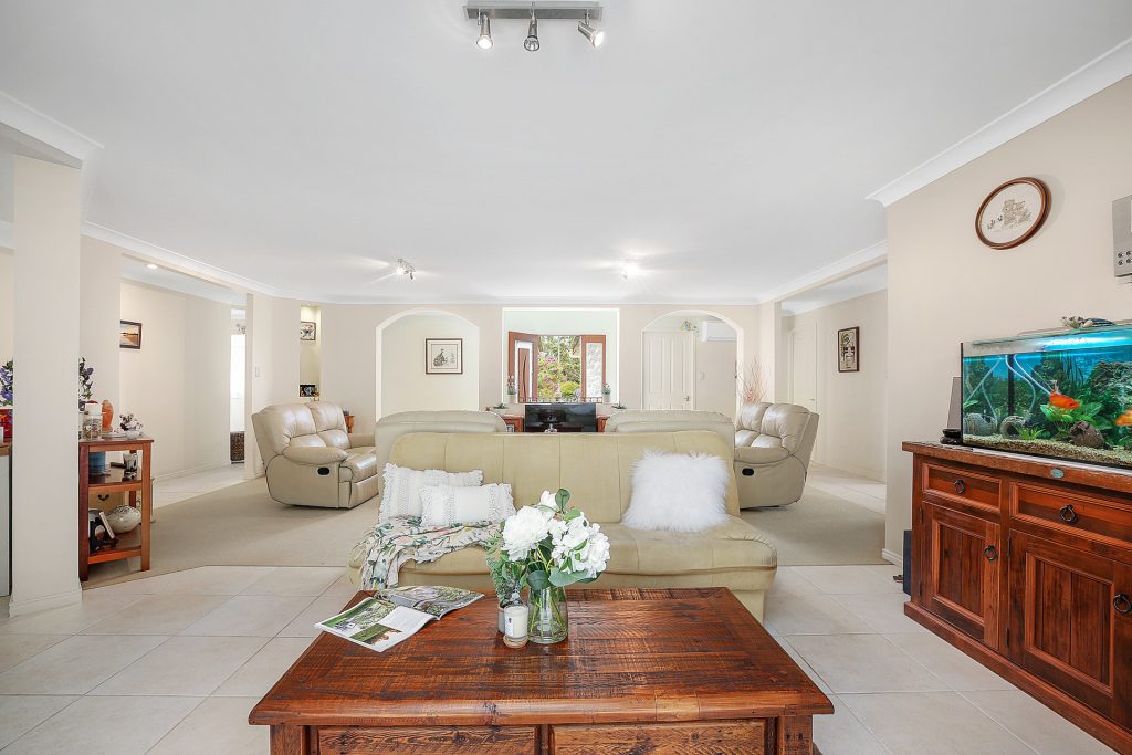 4 Lillypilly Court, Meridan Plains QLD 4551 - photo 4