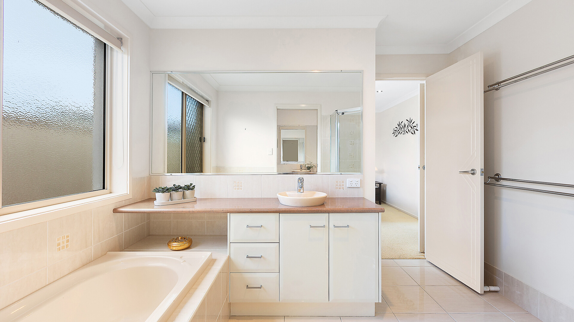 Sold - 23 Sovereign Circuit - New Property in Pelican Waters - Real Estate by Yolanda Williams