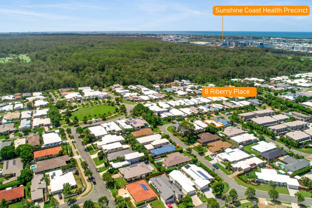 8 Riberry Place, Meridan Plains QLD 4551 - photo 3