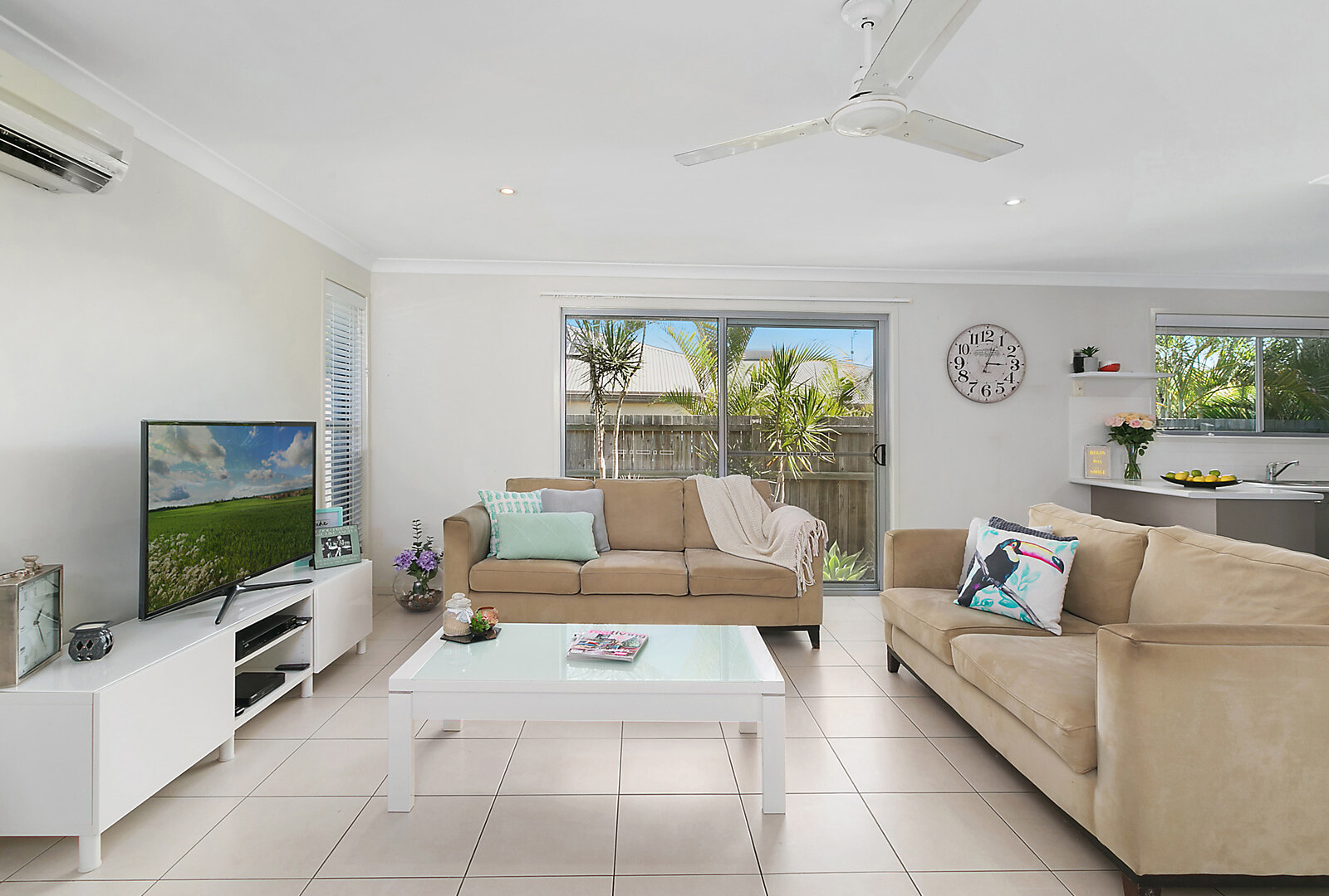 8 Riberry Place, Meridan Plains QLD 4551 - photo 5