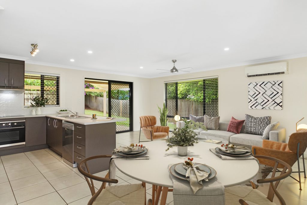4 Gordon Place, Glass House Mountains QLD 4518 - photo 3