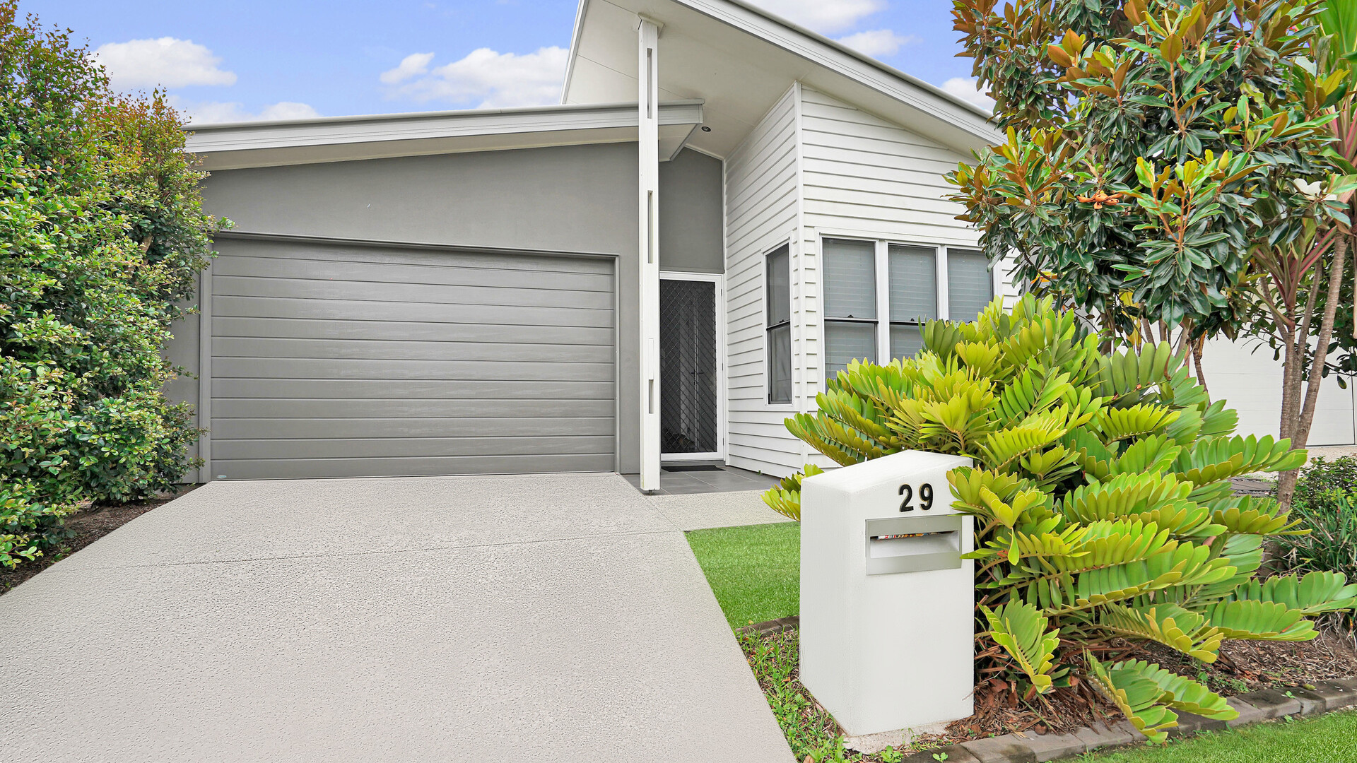 29 Aqua Circuit, Caloundra West QLD 4551 - photo 3