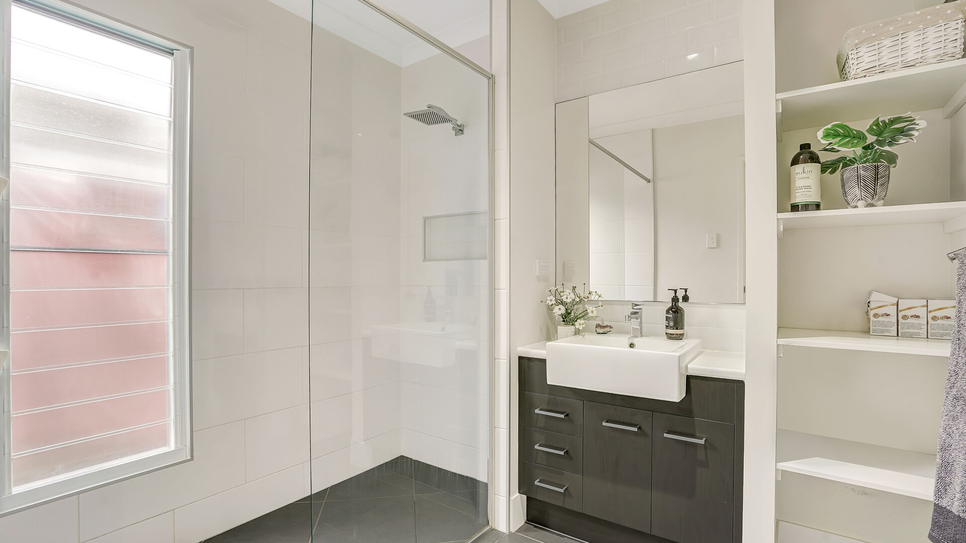 29 Aqua Circuit, Caloundra West QLD 4551 - photo 8