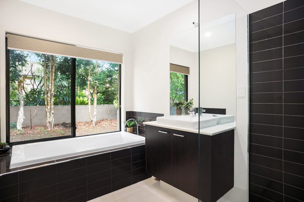 2 Lachlan Crescent, Beerwah QLD 4519 - photo 11