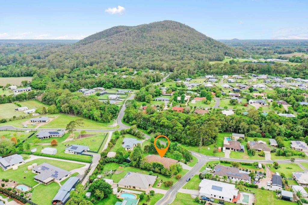 2 Lachlan Crescent, Beerwah QLD 4519 - photo 15