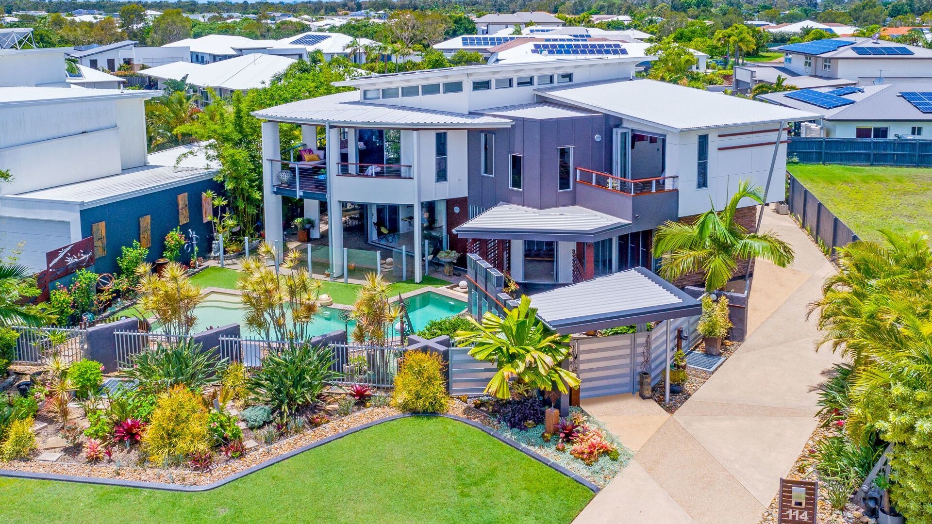 114 Marina Boulevard, Banksia Beach QLD 4507 - photo 16