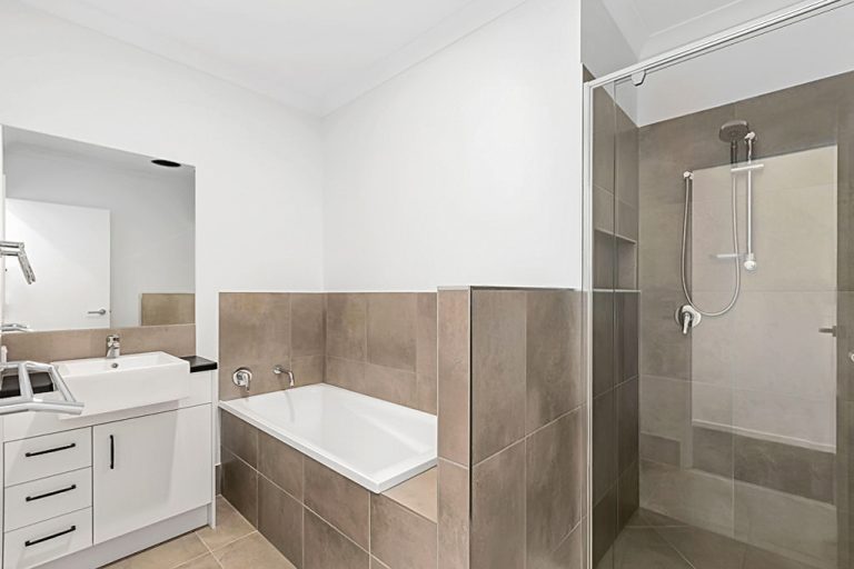 5 Kessler Street, Baringa QLD 4551 - photo 8