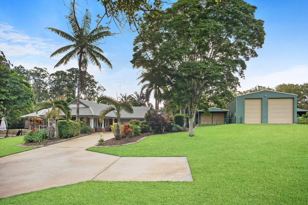 32 Bell Road, Glass House Mountains QLD 4518 - photo 14