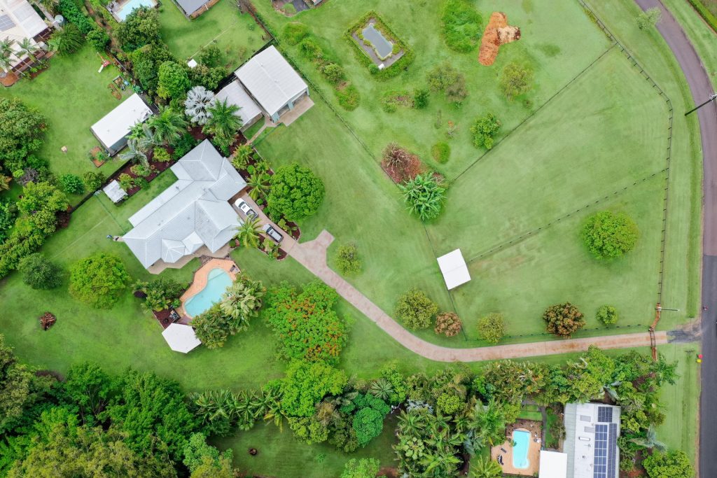 32 Bell Road, Glass House Mountains QLD 4518 - photo 15
