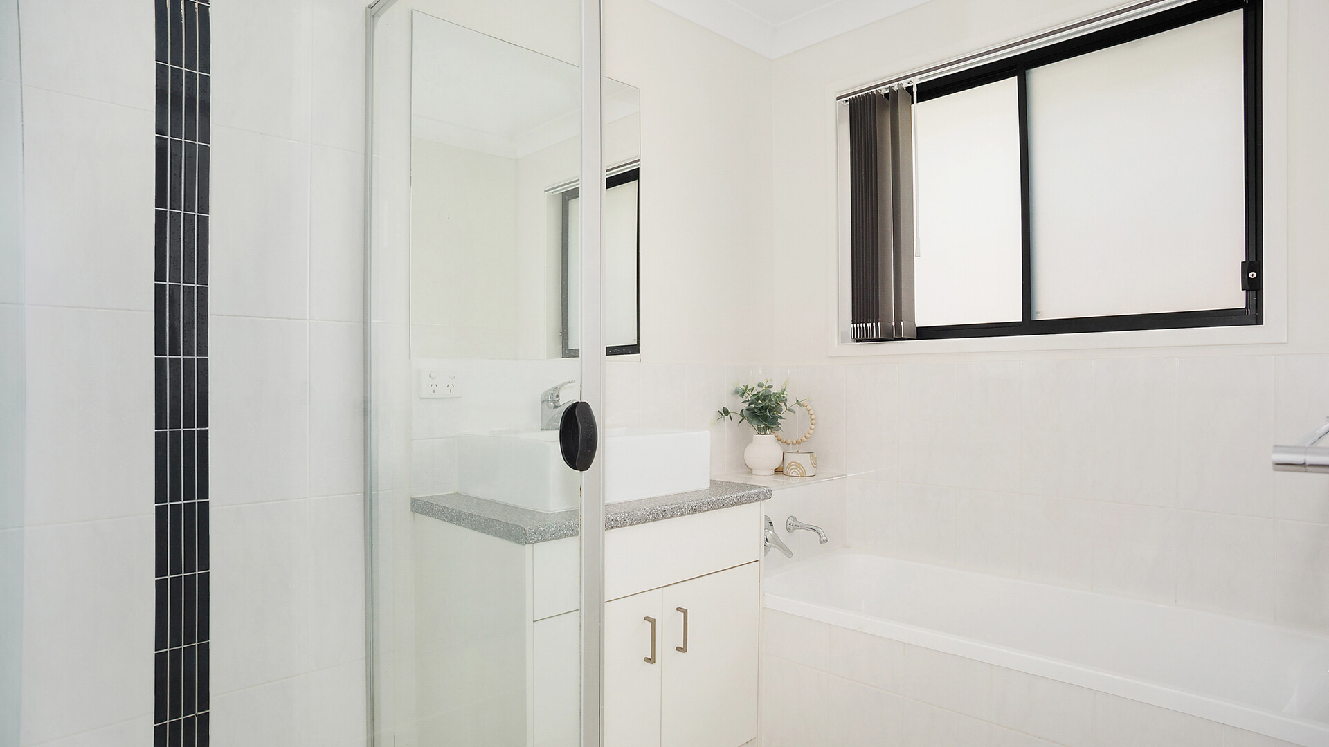 6 Osage Street, Caloundra West QLD 4551 - photo 6