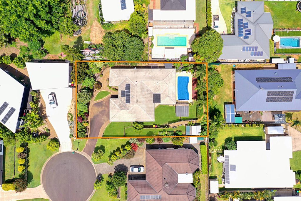8 Cayenne Court, Glass House Mountains QLD 4518 - photo 12