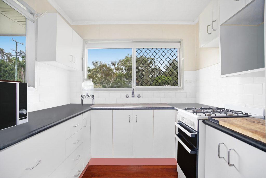2 Cassia Street, Beerwah QLD 4519 - photo 2