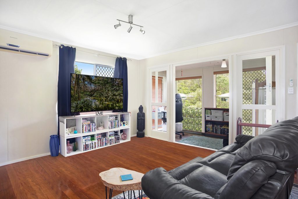 2 Cassia Street, Beerwah QLD 4519 - photo 3