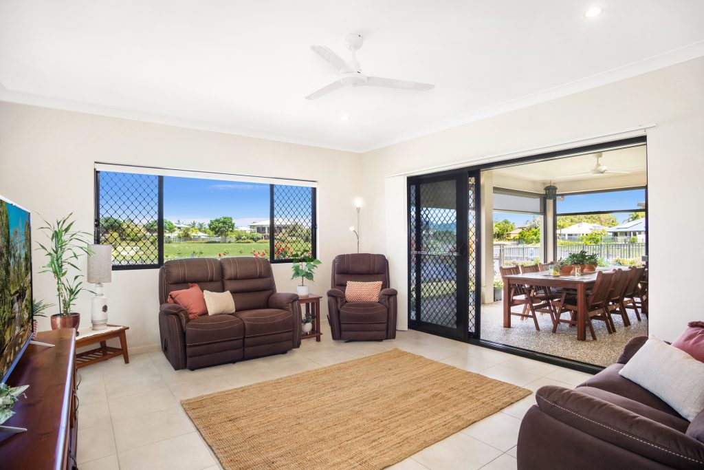 22 Shearwater Crescent, Banksia Beach QLD 4507 - photo 6