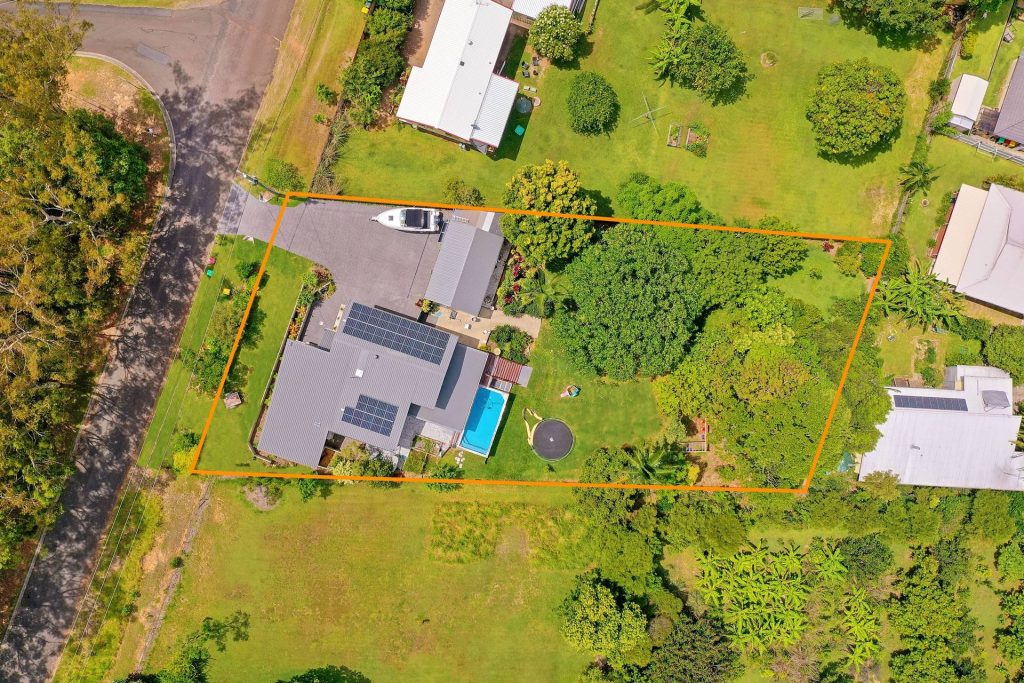 20 Buzaki Road, Glass House Mountains QLD 4518 - photo 14