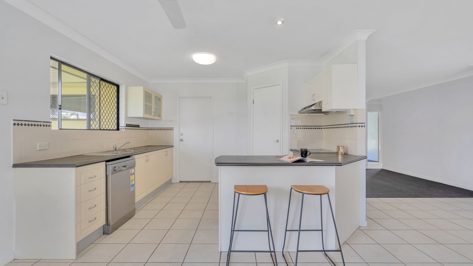 51 Oreilly Drive, Caloundra West QLD 4551 - photo 2