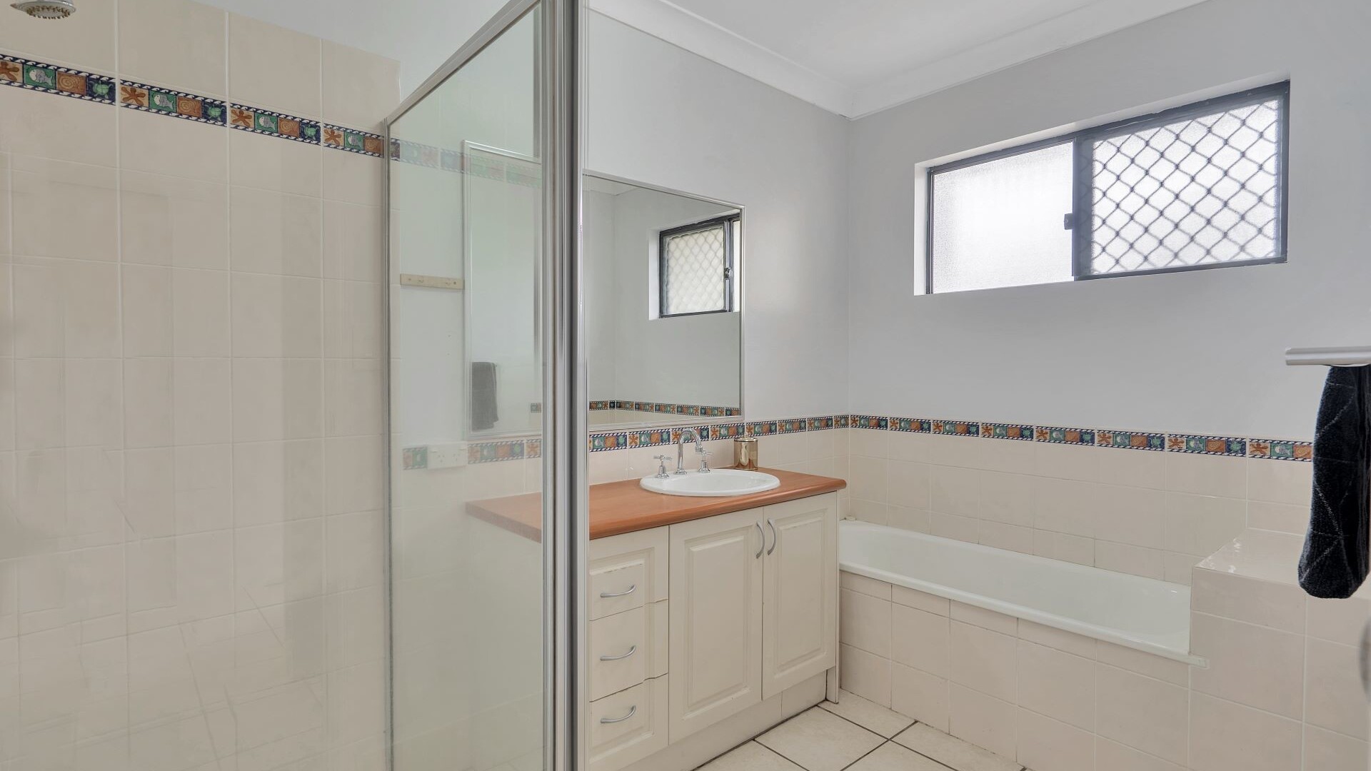 51 Oreilly Drive, Caloundra West QLD 4551 - photo 10