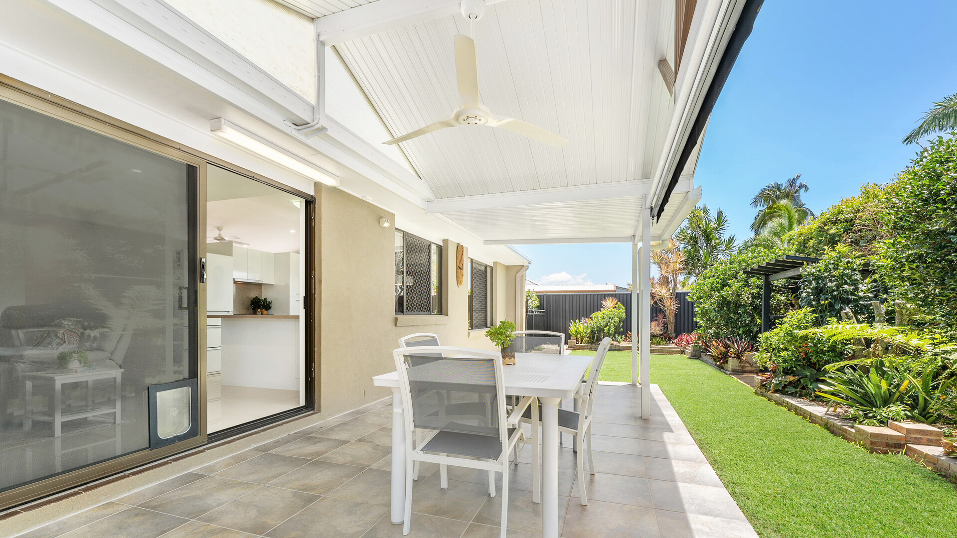 11 Caldwell Street, Golden Beach QLD 4551 - photo 2
