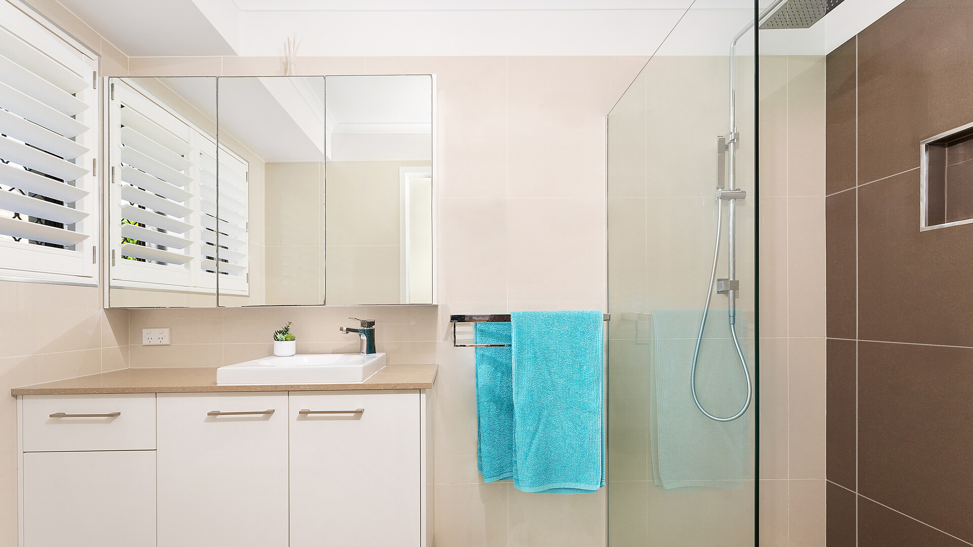 11 Caldwell Street, Golden Beach QLD 4551 - photo 9