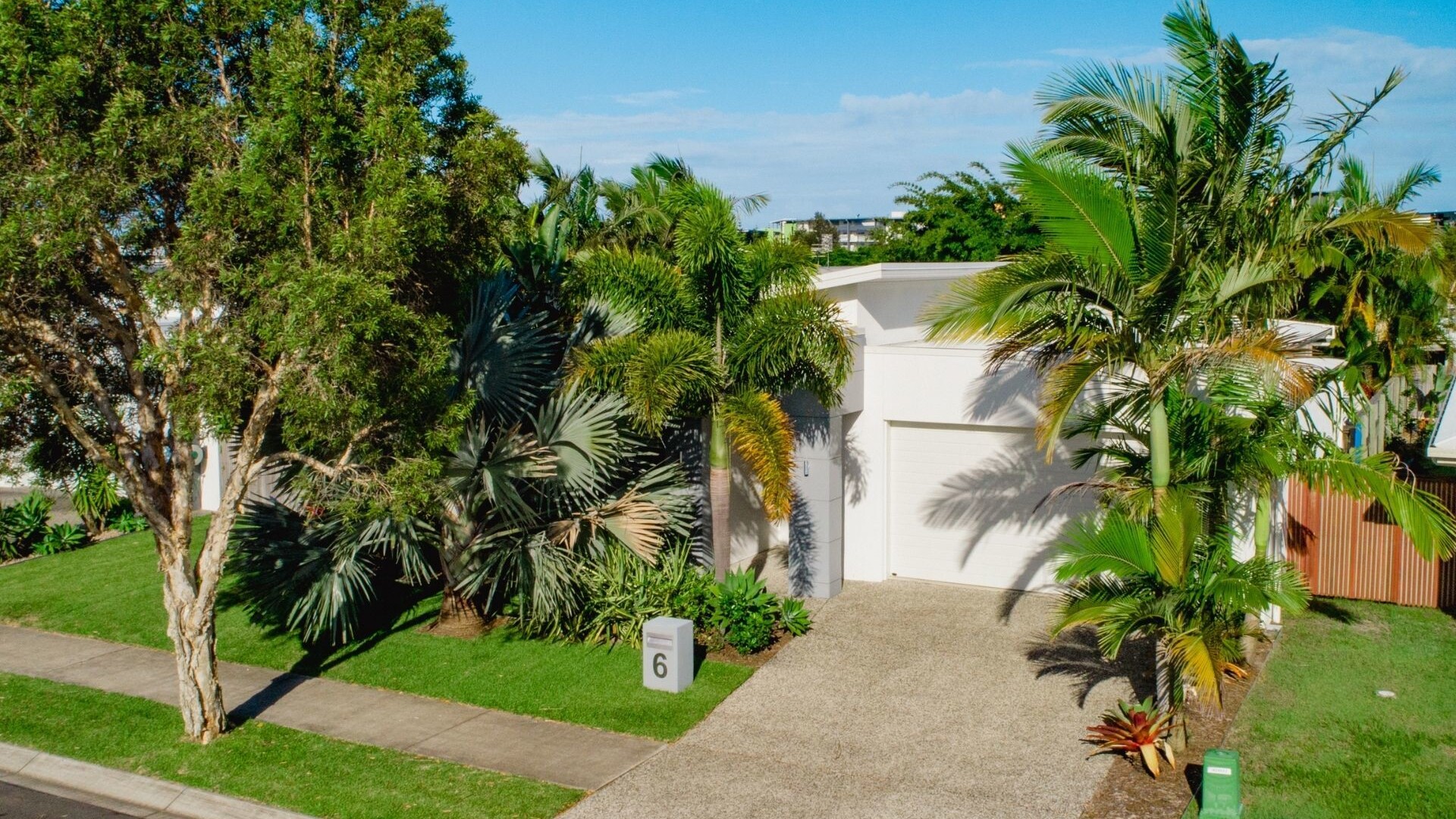 Sold - 6 Headland Drive - New Property in Birtinya - Real Estate by Mel Hermans