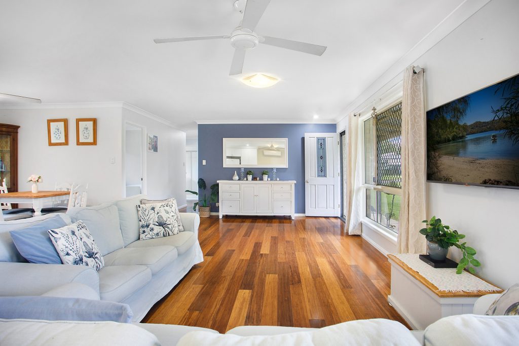 40 Parkview Road, Glass House Mountains QLD 4518 - photo 3