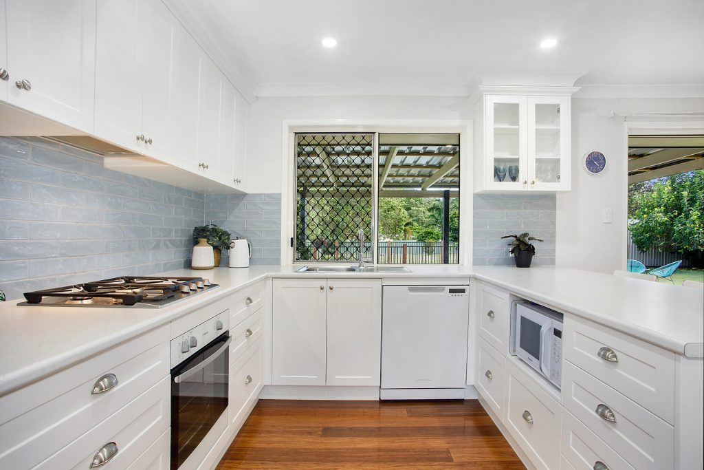 40 Parkview Road, Glass House Mountains QLD 4518 - photo 5