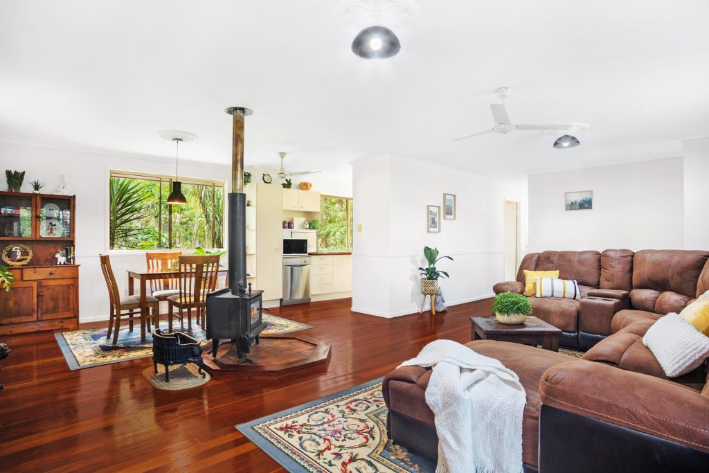 64 Pinelands Drive, Beerwah QLD 4519 - photo 7