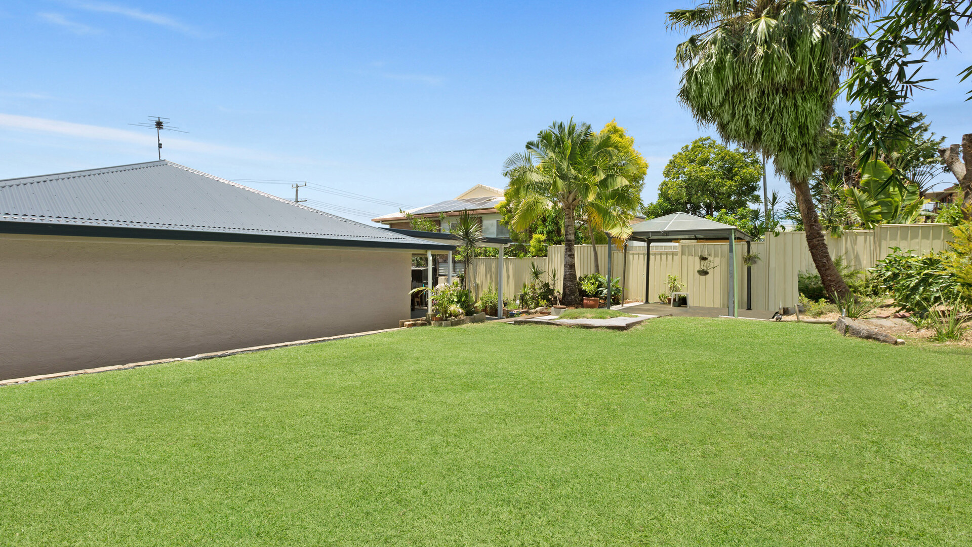 12 Ikara Street, Battery Hill QLD 4551 - photo 13