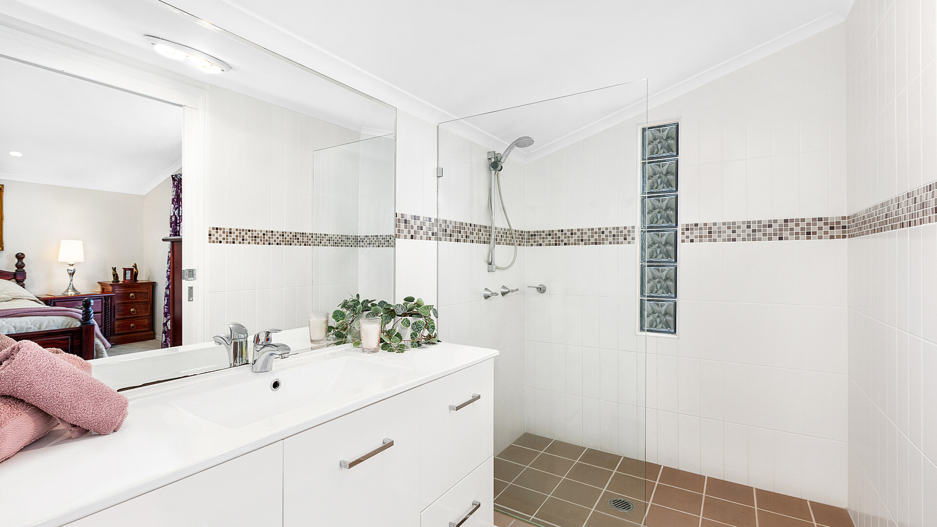38 Voyagers Drive, Banksia Beach QLD 4507 - photo 12