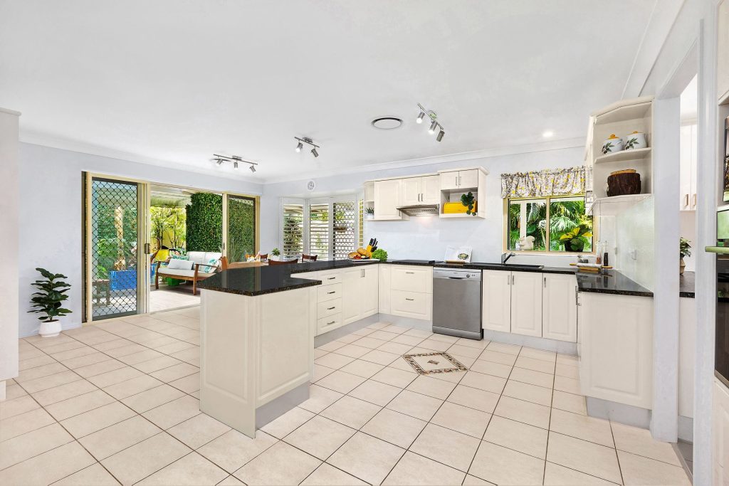 38 Voyagers Drive, Banksia Beach QLD 4507 - photo 5