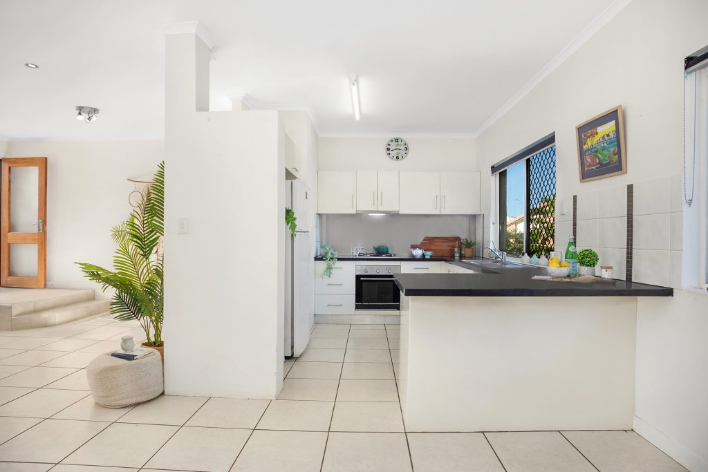 7 Forest Court, Aroona QLD 4551 - photo 4