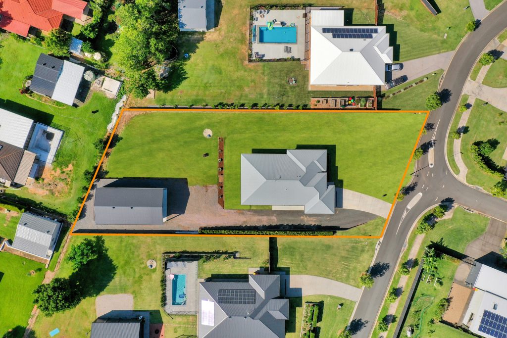 16 Evergreen Way, Beerwah QLD 4519 - photo 14