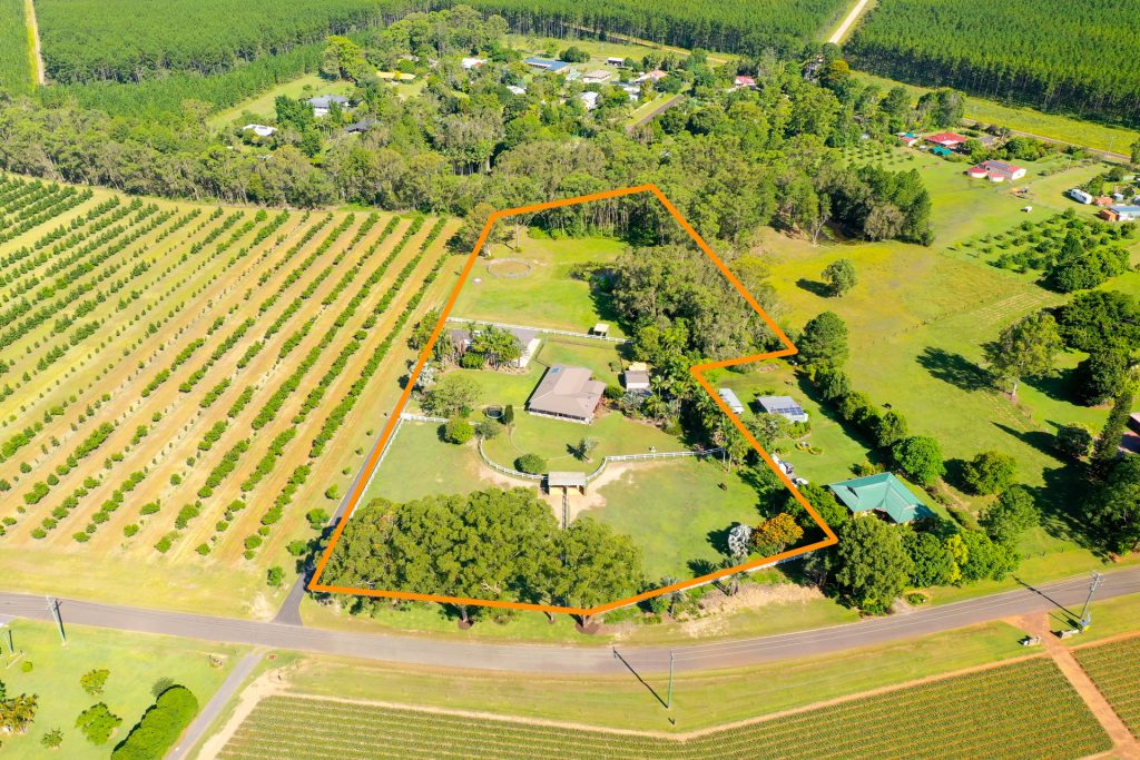 158 Kings Road, Glass House Mountains QLD 4518 - photo 21