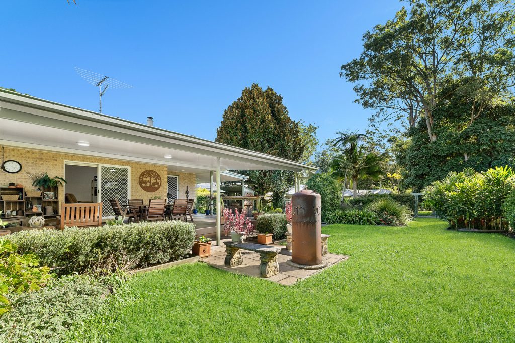 43 Alfs Pinch Road, Beerwah QLD 4519 - photo 11