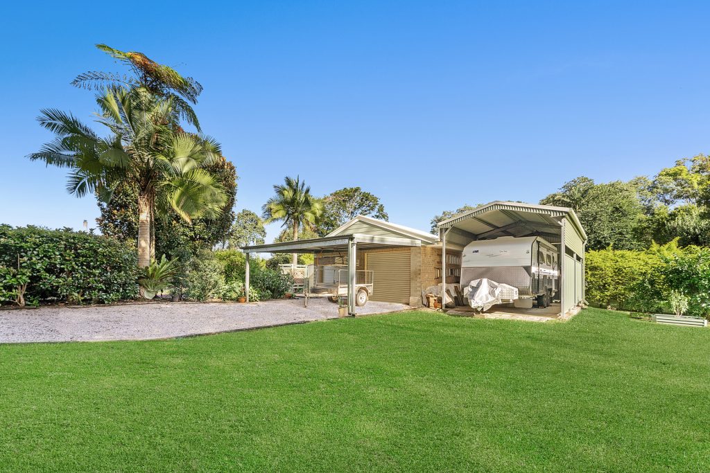 43 Alfs Pinch Road, Beerwah QLD 4519 - photo 12