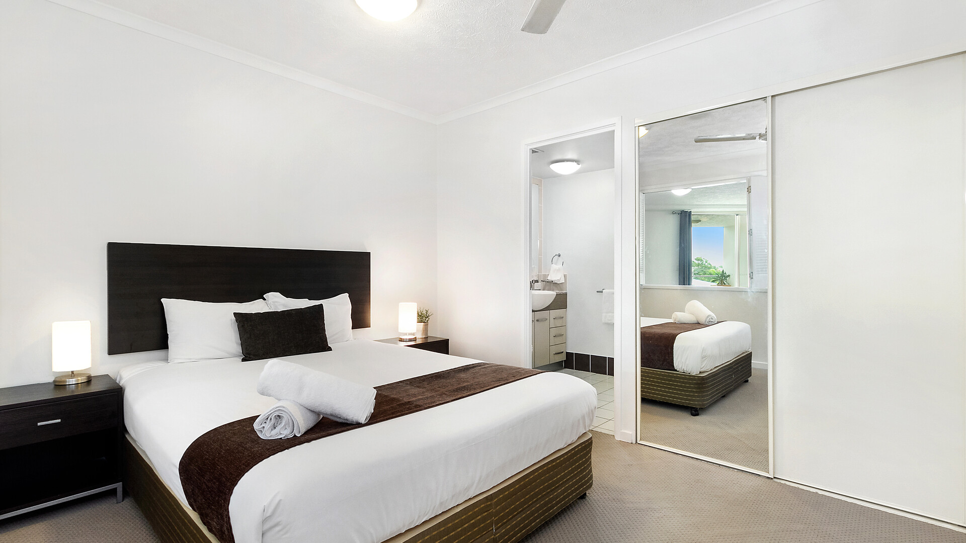 3040/36 Browning Boulevard, Battery Hill QLD 4551 - photo 4