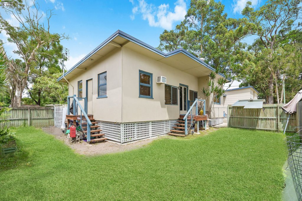 2/37 Beerwah Parade, Beerwah QLD 4519 - photo 2