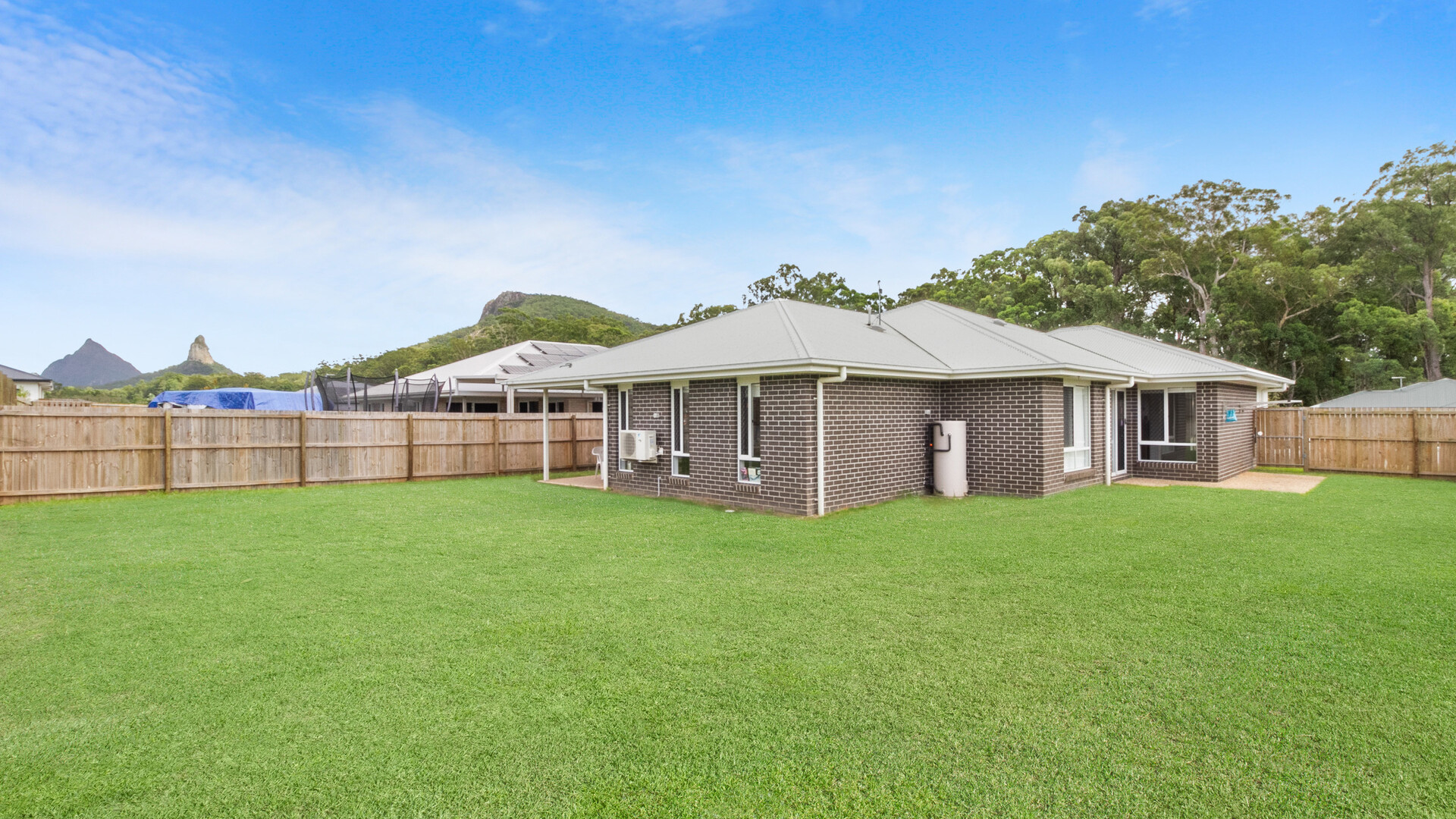4 Albyn Place, Glass House Mountains QLD 4518 - photo 5