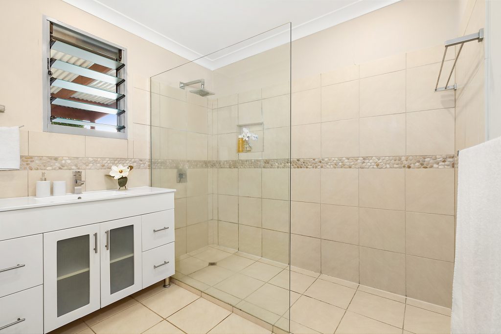 106 Landsborough Parade, Golden Beach QLD 4551 - photo 10