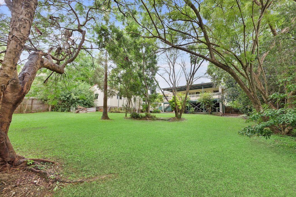 80 Sahara Road, Glass House Mountains QLD 4518 - photo 11