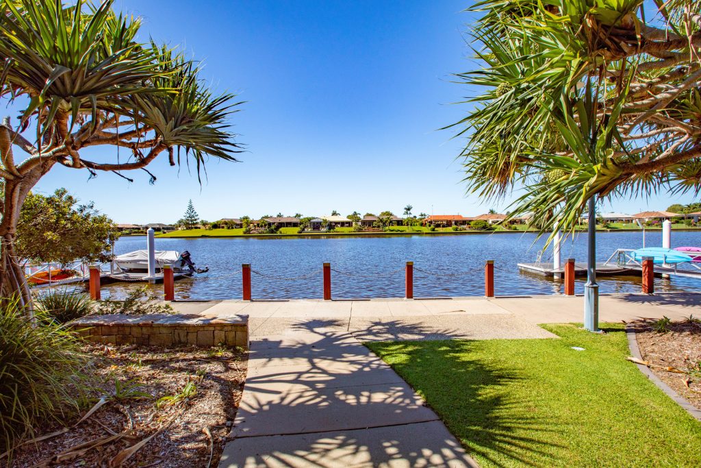 5 Santorini Court, Kawana Island QLD 4575 - photo 12