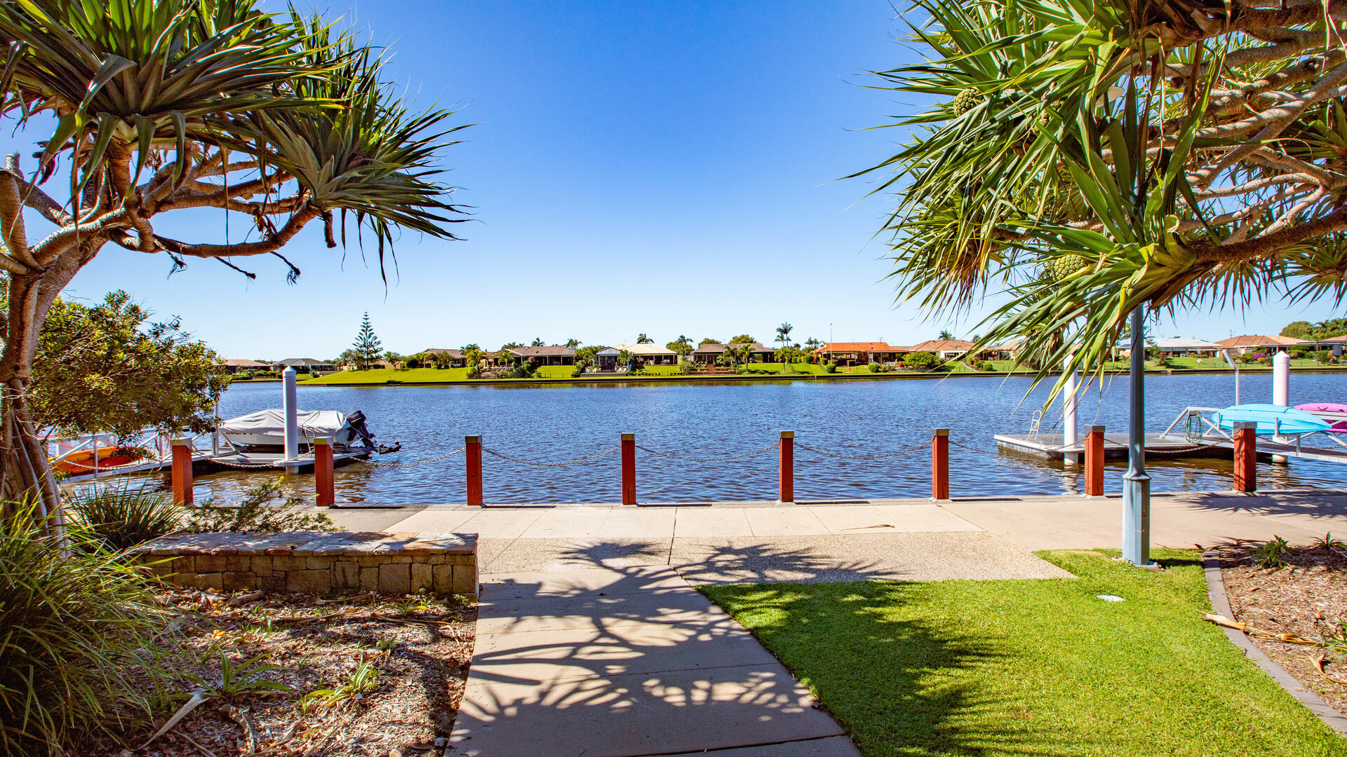 5 Santorini Court, Kawana Island QLD 4575 - photo 12