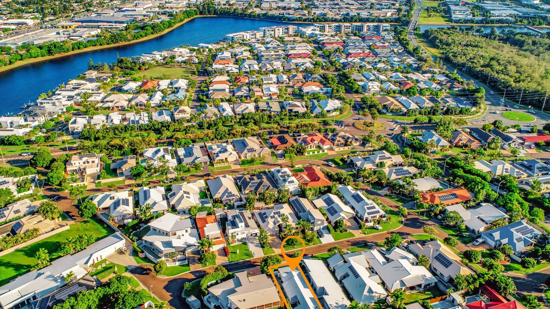 5 Santorini Court, Kawana Island QLD 4575 - photo 7
