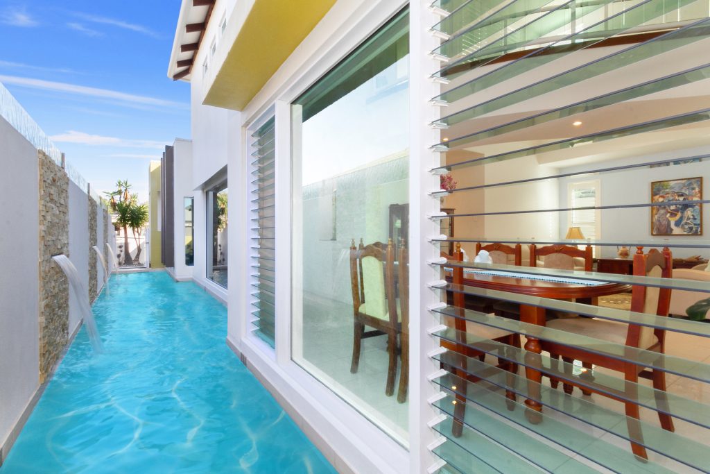 3 Mykonos Court, Kawana Island QLD 4575 - photo 2