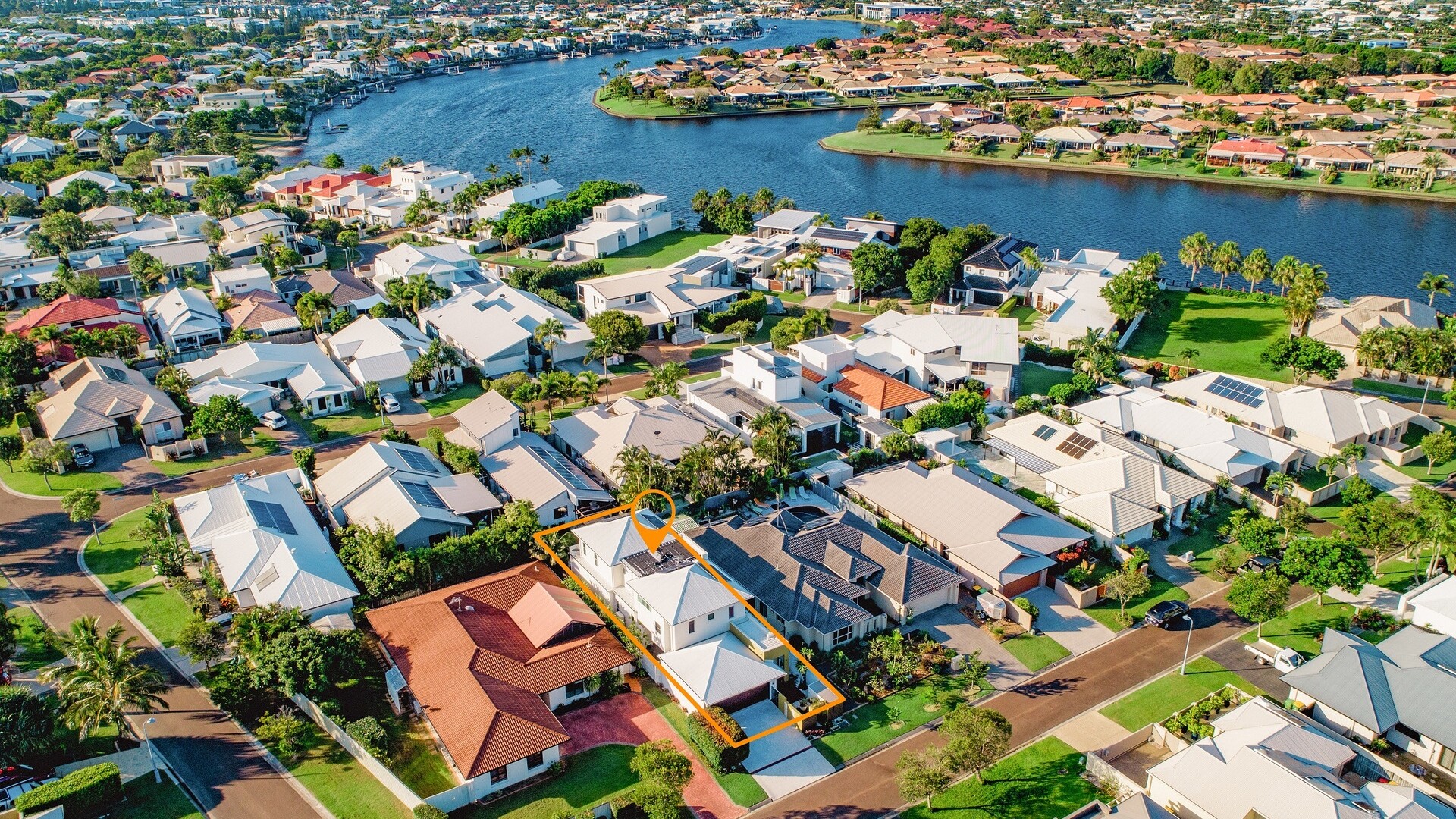 3 Mykonos Court, Kawana Island QLD 4575 - photo 3