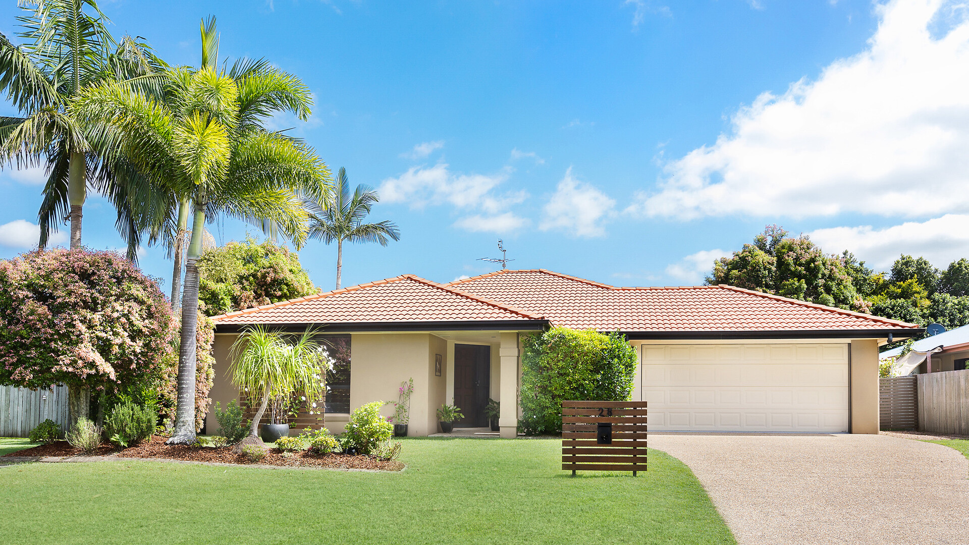 28 Lilac Crescent, Currimundi QLD 4551 - photo 2