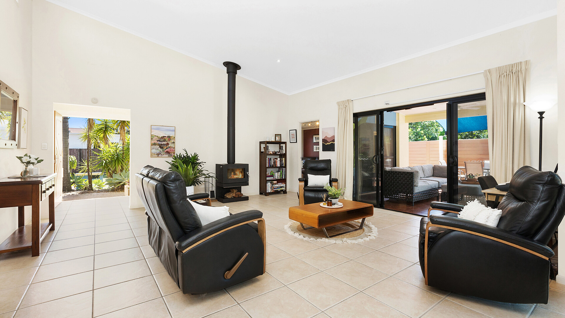 13 Oakdale Circuit, Currimundi QLD 4551 - photo 5