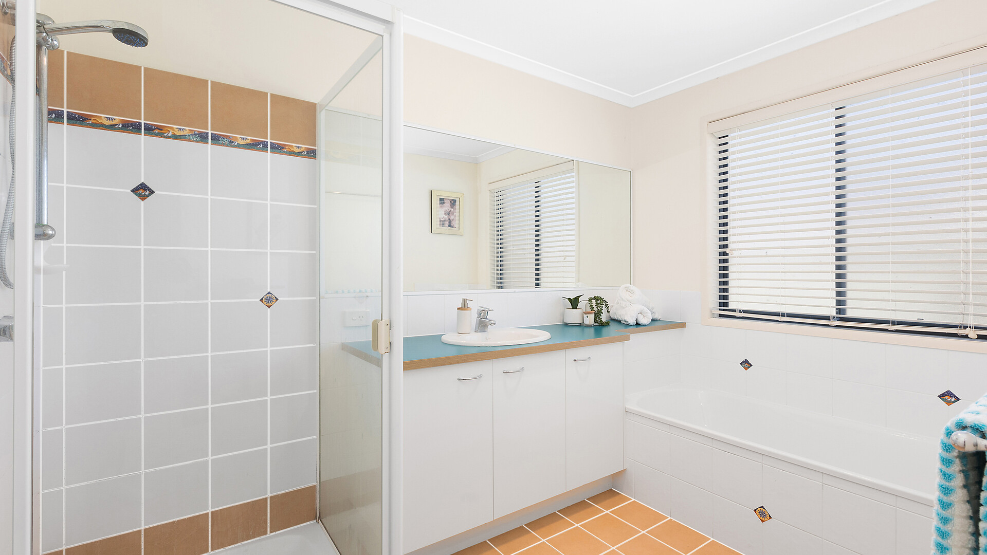 13 Oakdale Circuit, Currimundi QLD 4551 - photo 10