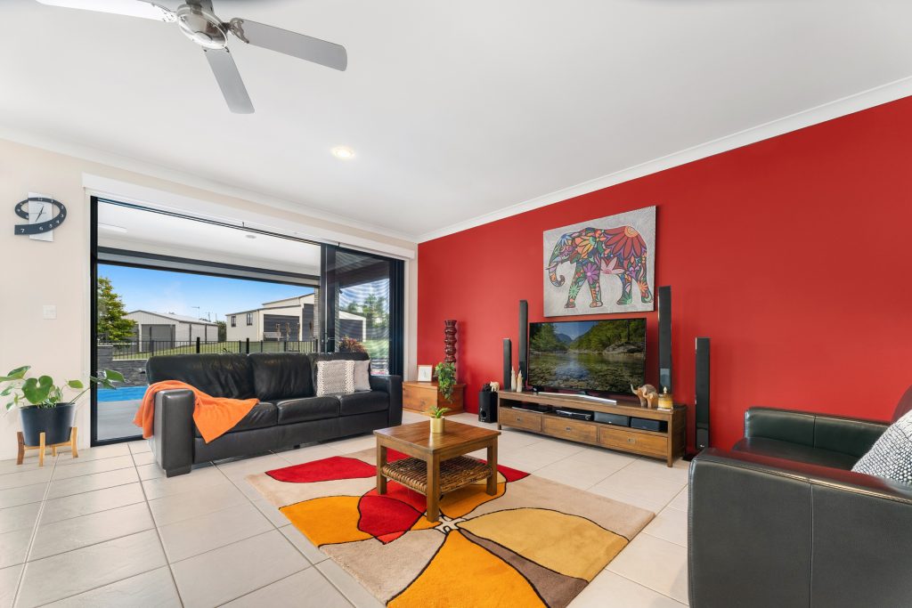 9 Hillcrest Court, Beerwah QLD 4519 - photo 6