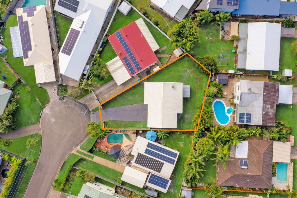 4 Kumala Street, Battery Hill QLD 4551 - photo 13